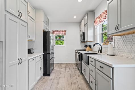 231 Summit Avenue Rensselaer NY 12144
