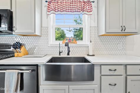 231 Summit Avenue Rensselaer NY 12144