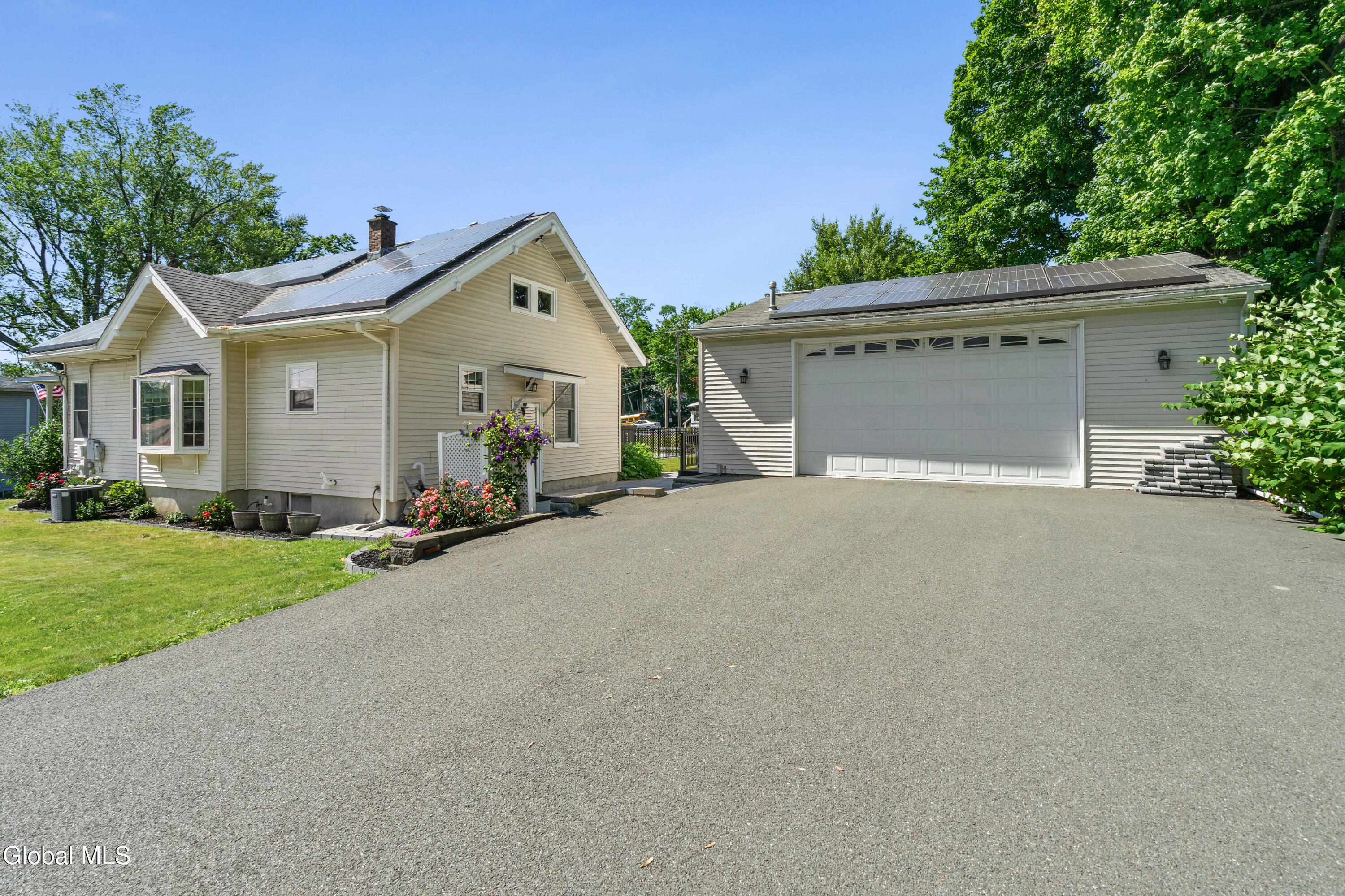 231 Summit Avenue Rensselaer NY 12144