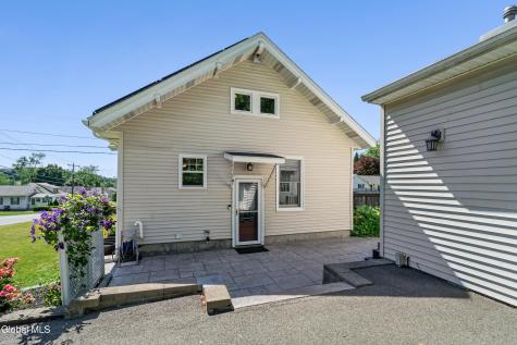 231 Summit Avenue Rensselaer NY 12144