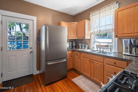 901 S Holmes Street Glenville NY 12302
