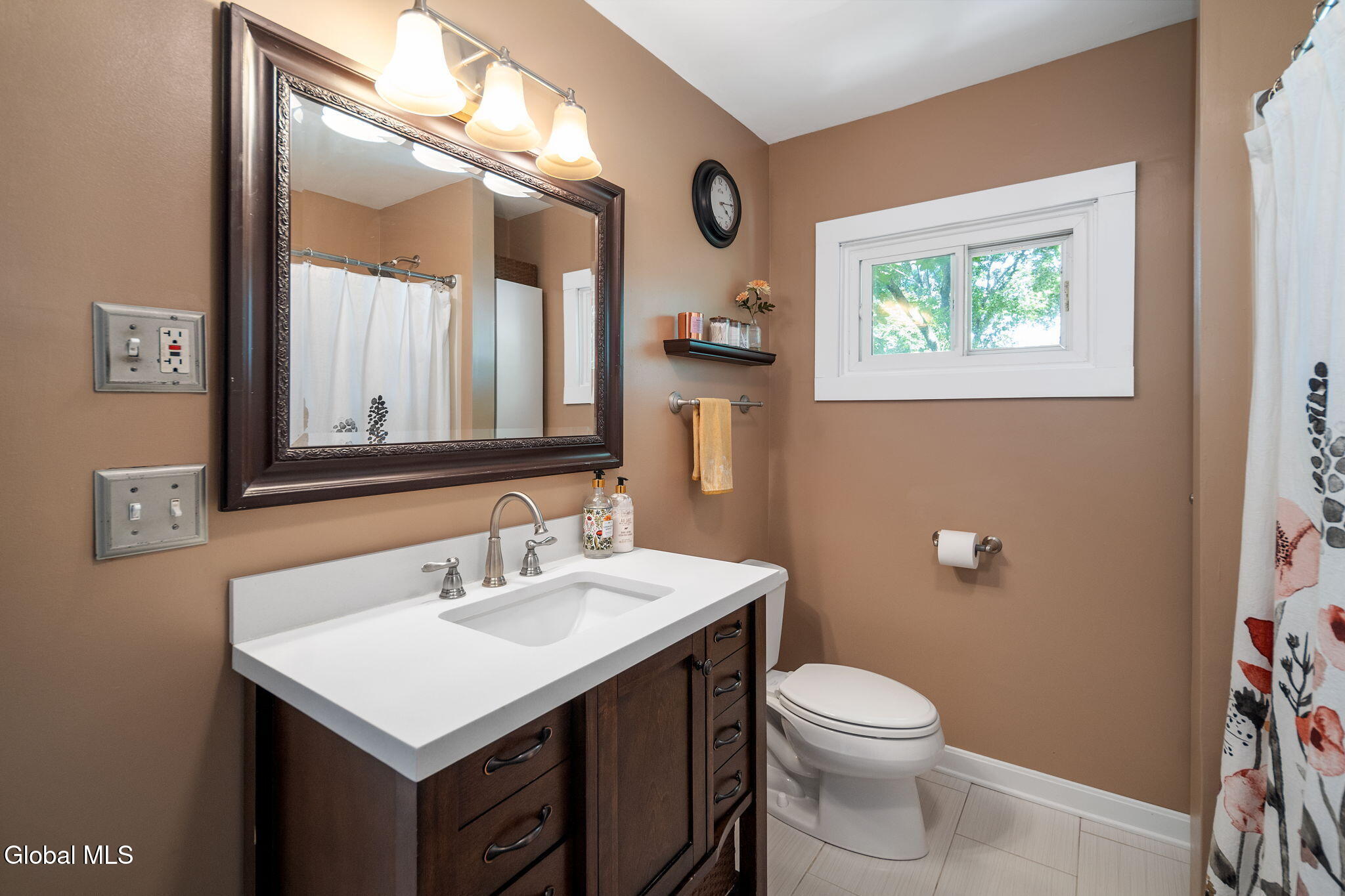 901 S Holmes Street Glenville NY 12302