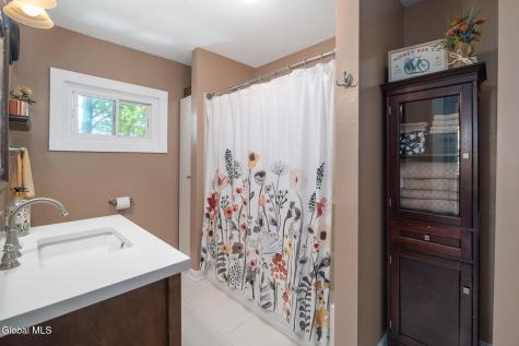 901 S Holmes Street Glenville NY 12302