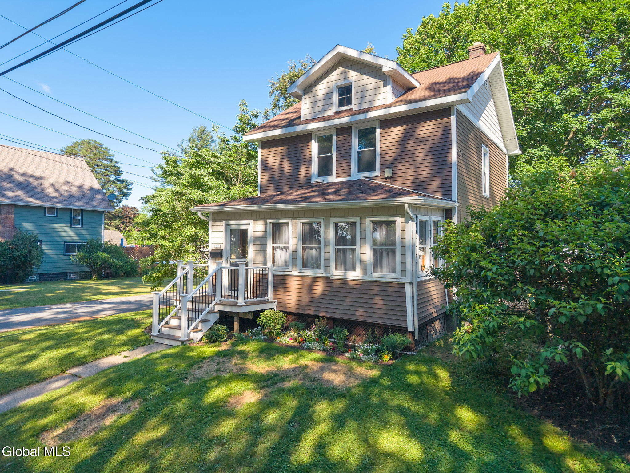 901 S Holmes Street Glenville NY 12302