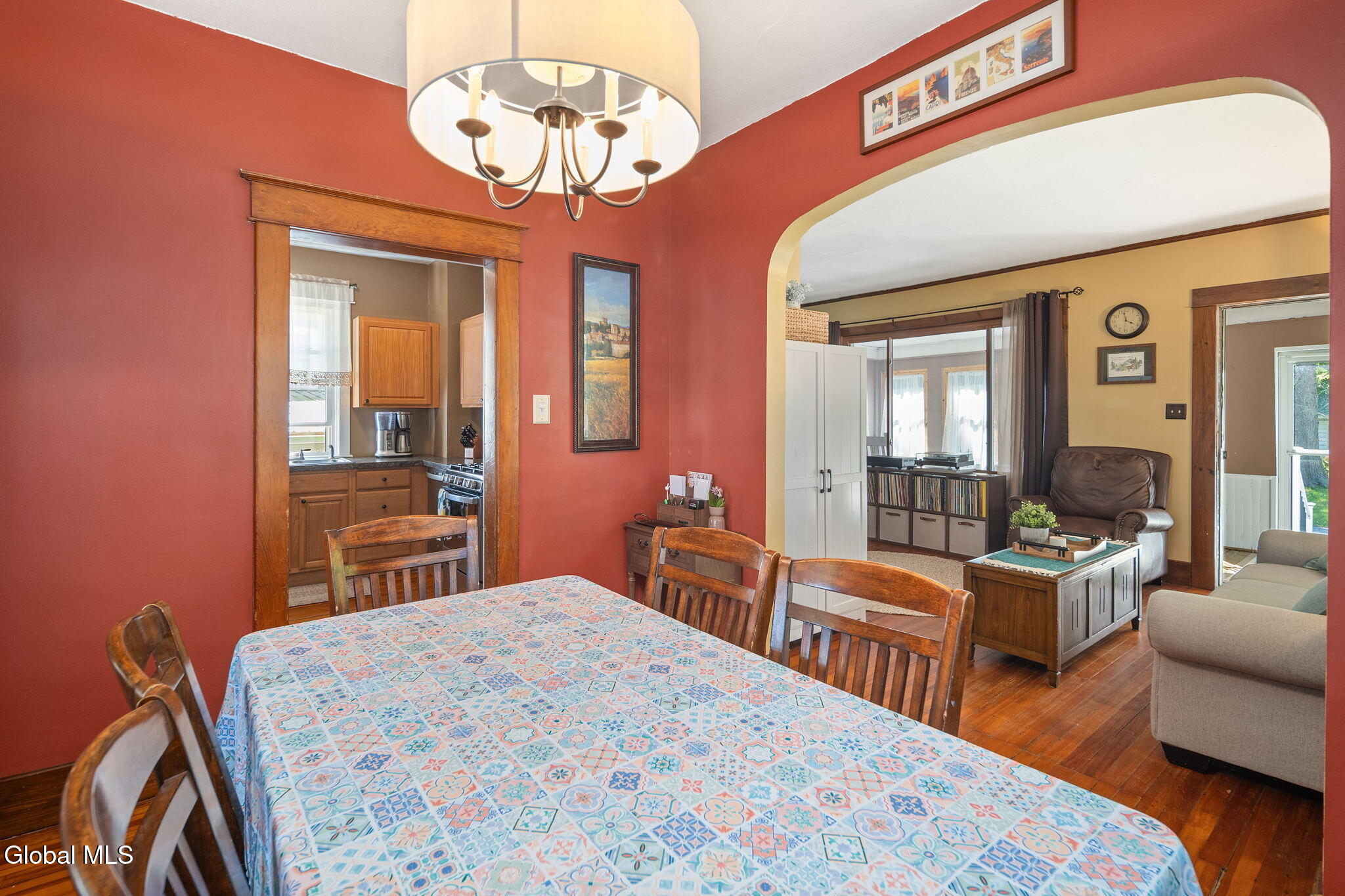 901 S Holmes Street Glenville NY 12302