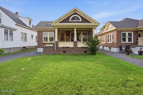 79 Edgecomb Street Albany NY 12209