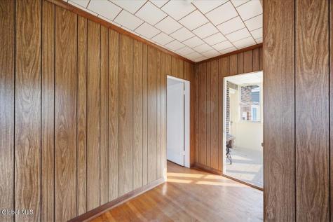 79 Edgecomb Street Albany NY 12209