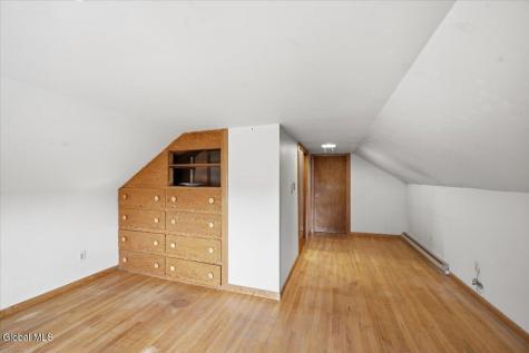 79 Edgecomb Street Albany NY 12209