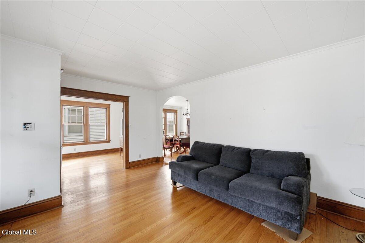 79 Edgecomb Street Albany NY 12209