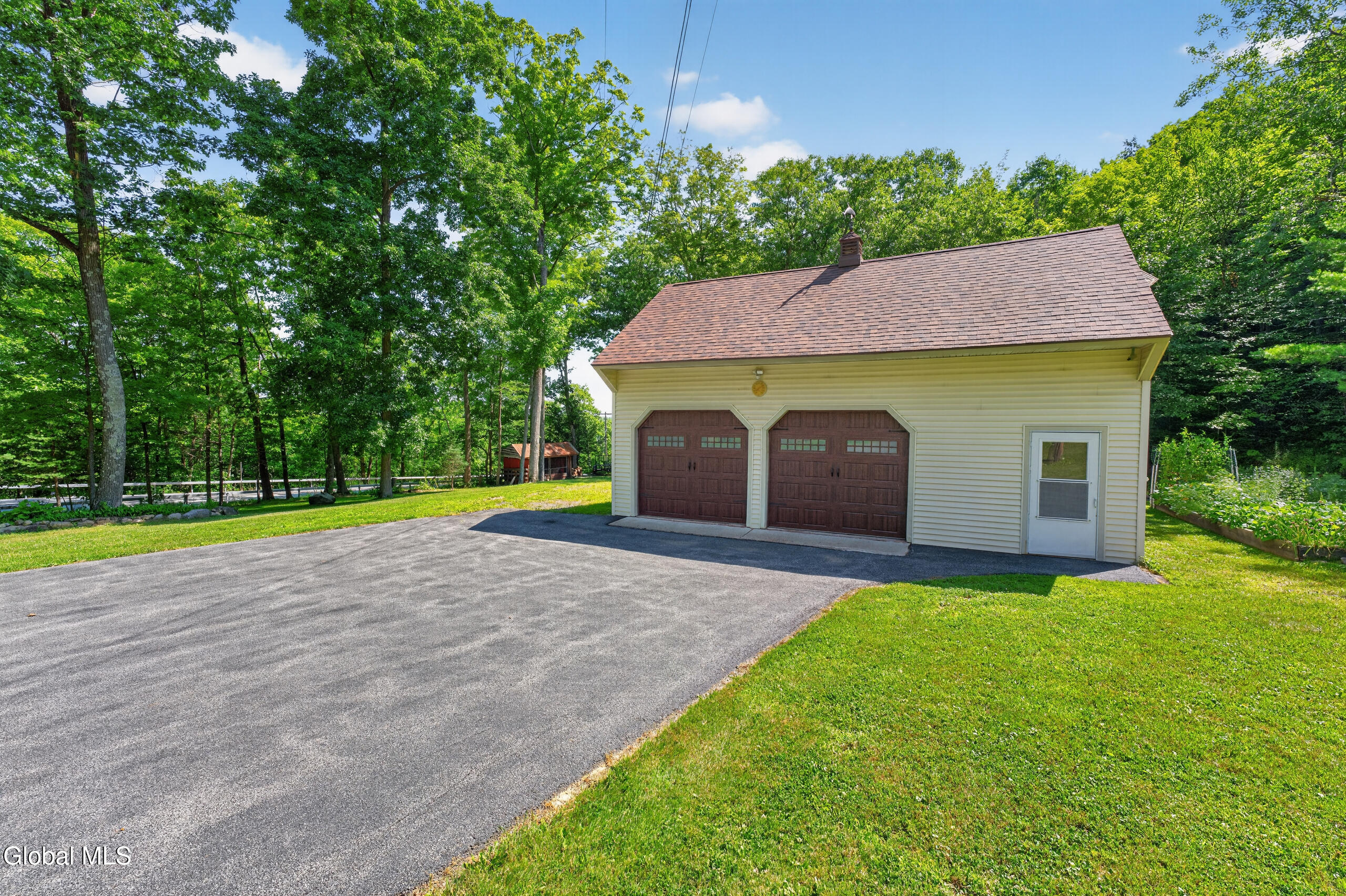 2727 Delaware Turnpike Voorheesville NY 12186