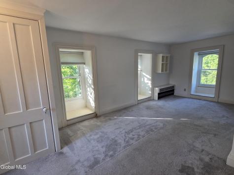 2813 Ny Highway 43 Averill Park NY 12018