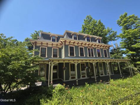 2813 Ny Highway 43 Averill Park NY 12018