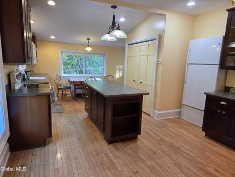 2813 Ny Highway 43 Averill Park NY 12018