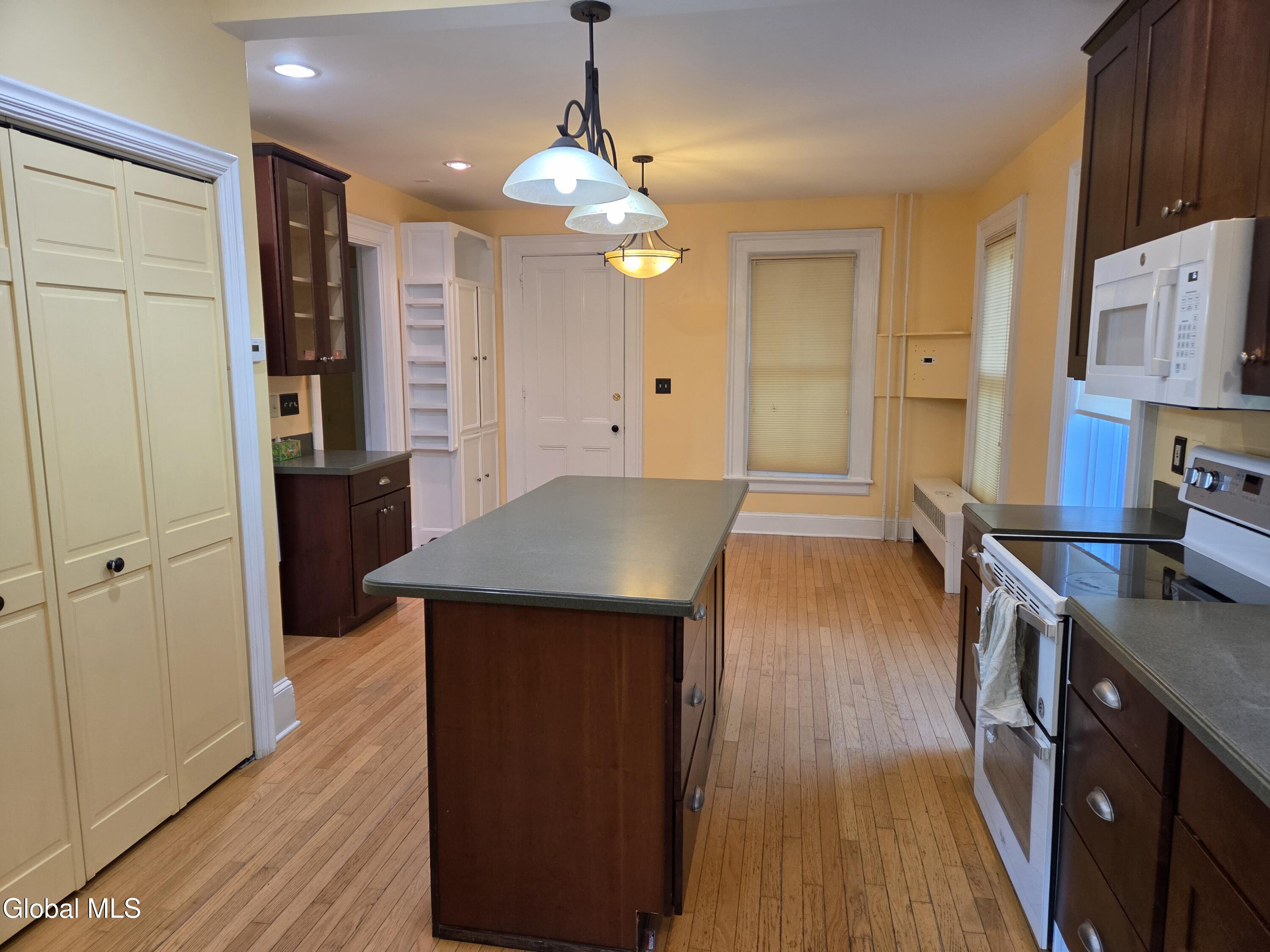 2813 Ny Highway 43 Averill Park NY 12018
