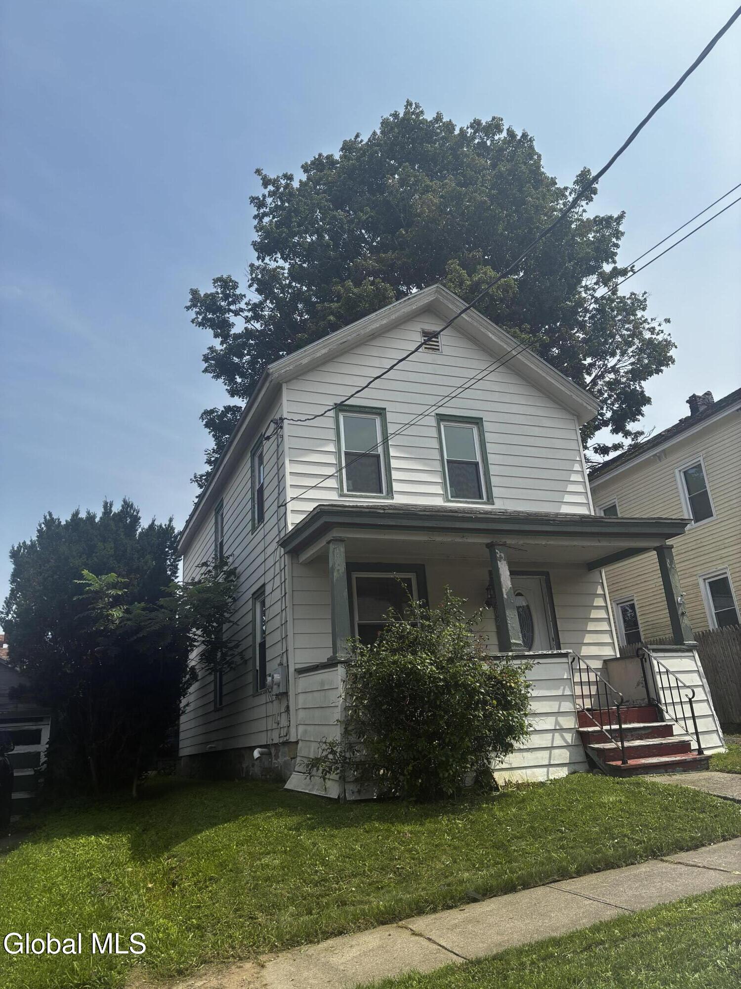 202 Glebe Street Gloversville NY 12095