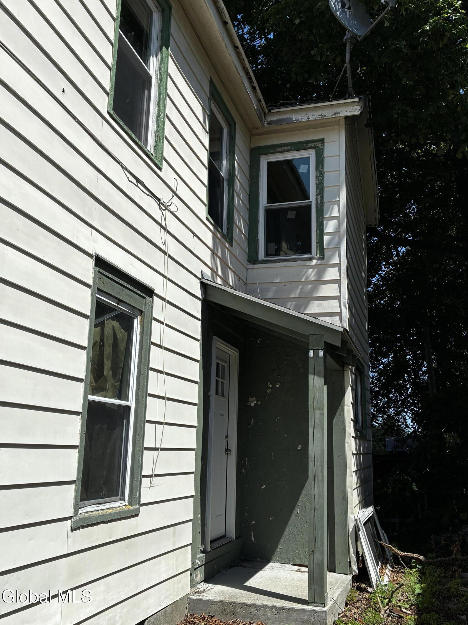 202 Glebe Street Gloversville NY 12095