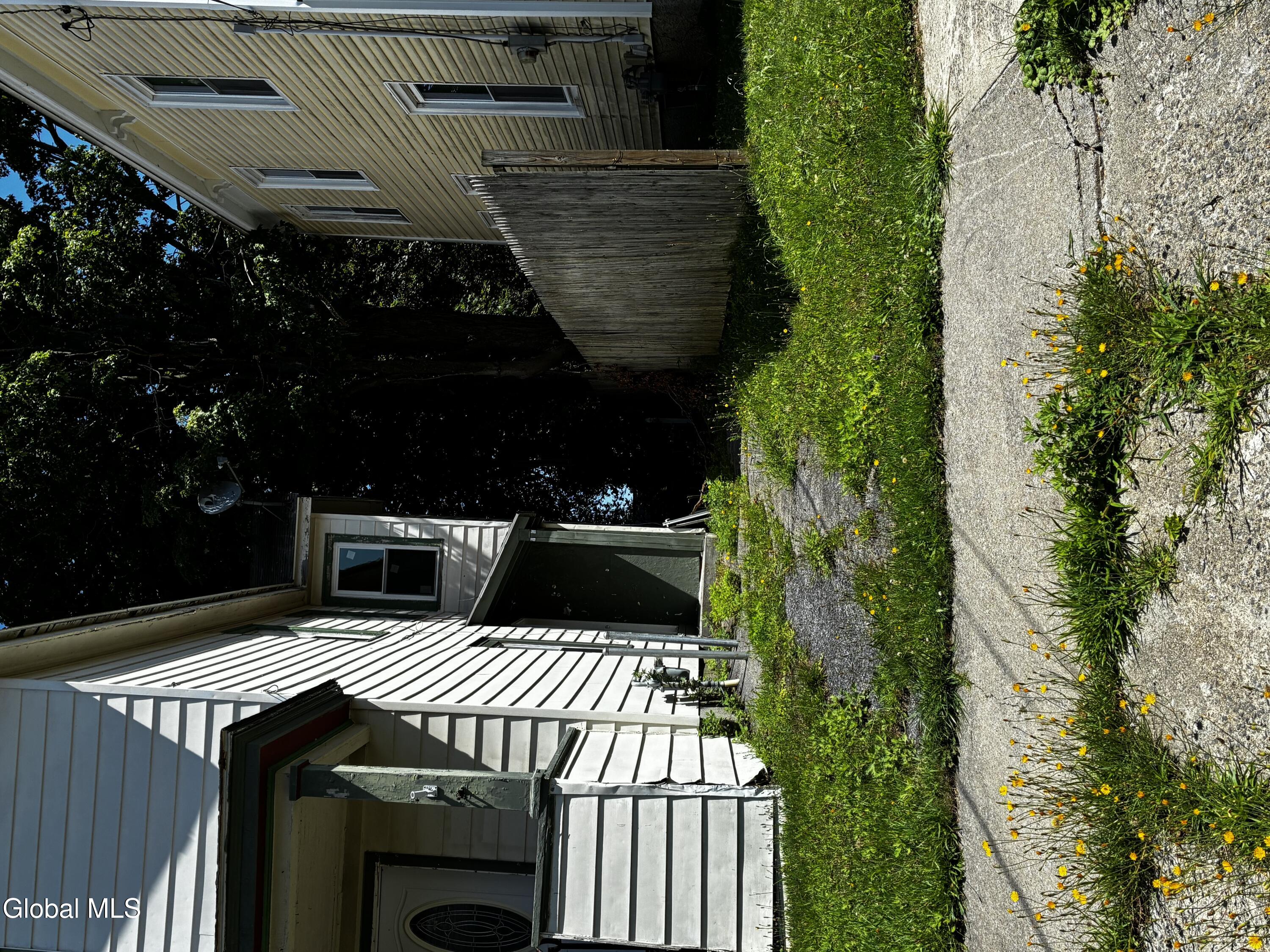 202 Glebe Street Gloversville NY 12095