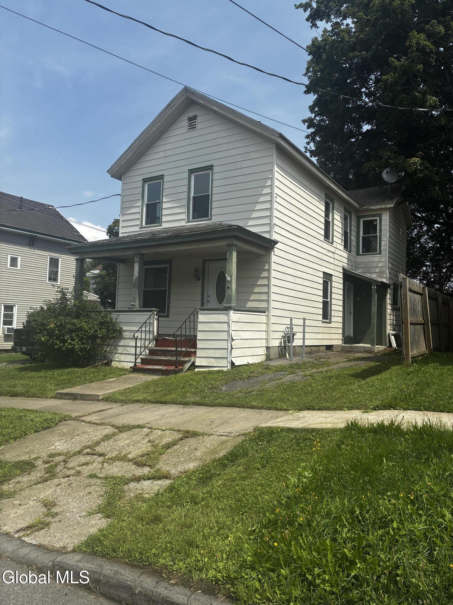 202 Glebe Street Gloversville NY 12095