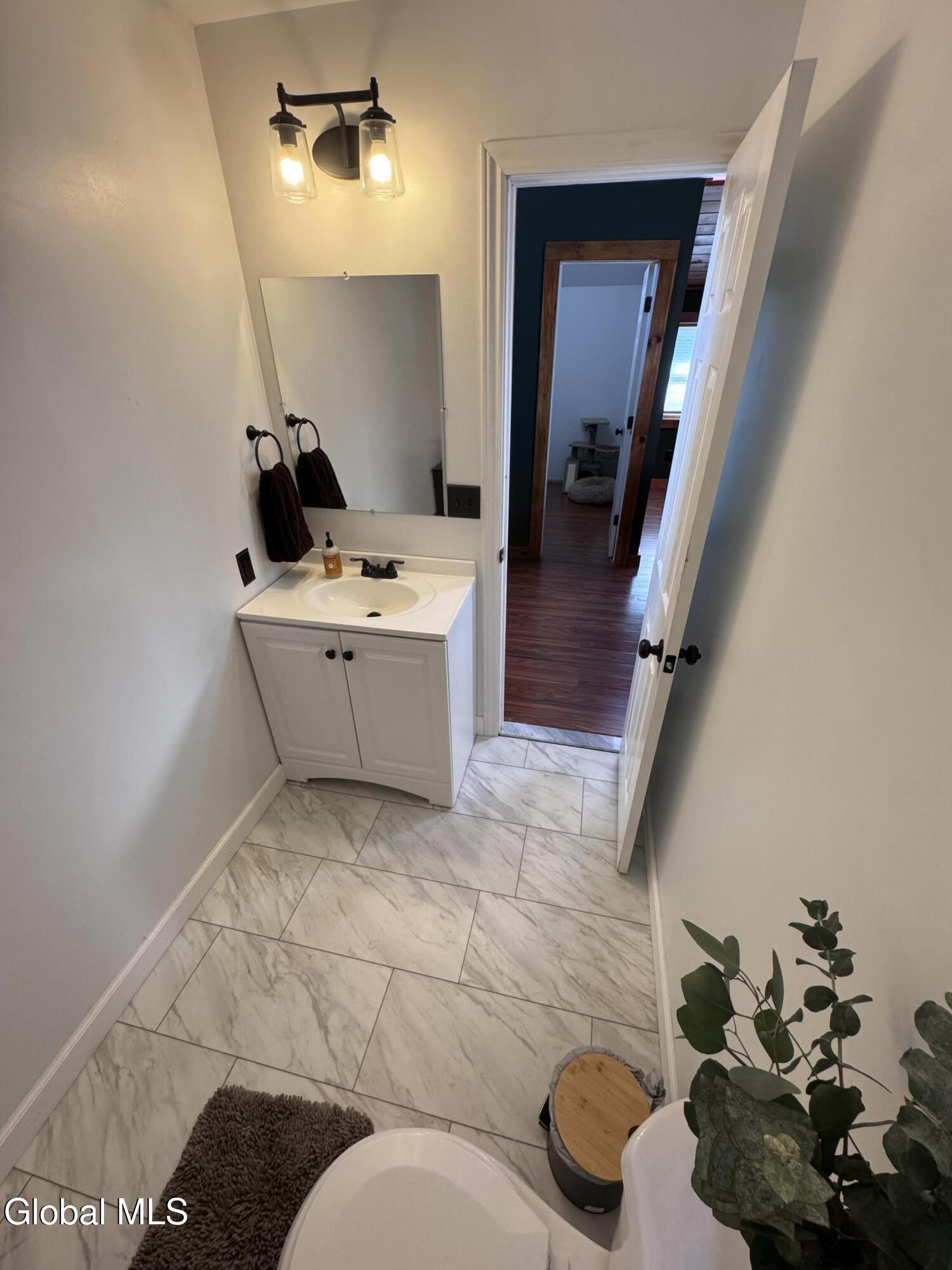 19 Starr Road Schaghticoke NY 12182