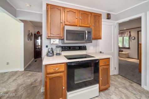 15 Oakland Avenue Amsterdam NY 12010