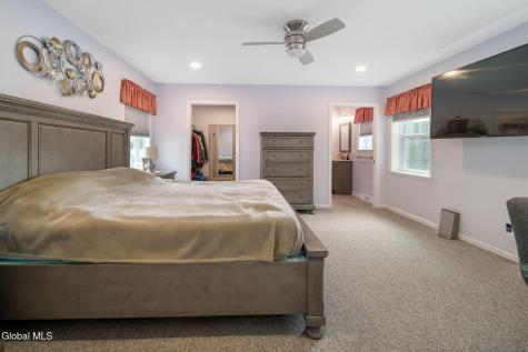 15 Oakland Avenue Amsterdam NY 12010