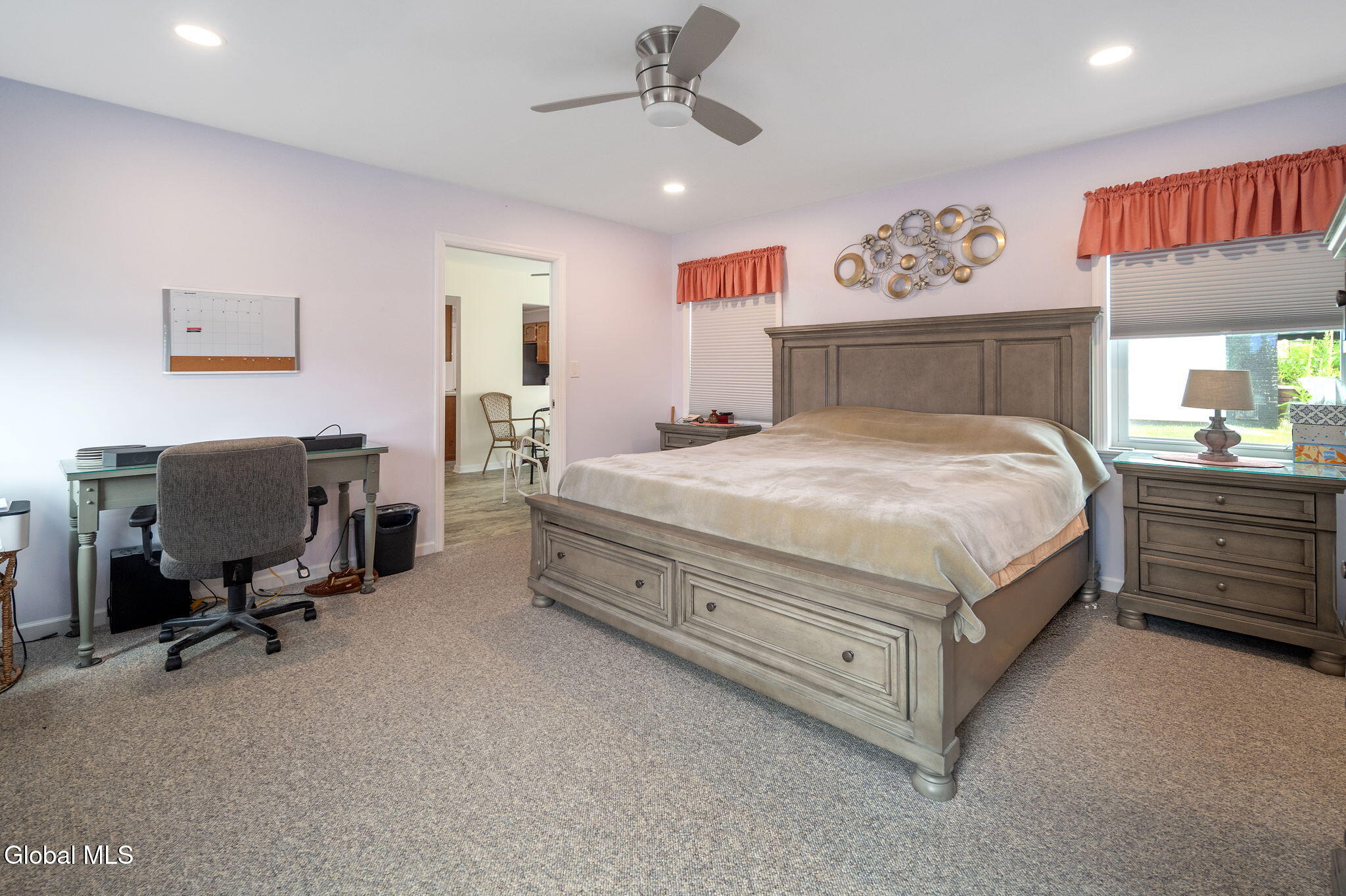 15 Oakland Avenue Amsterdam NY 12010