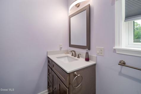 15 Oakland Avenue Amsterdam NY 12010