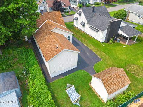 15 Oakland Avenue Amsterdam NY 12010