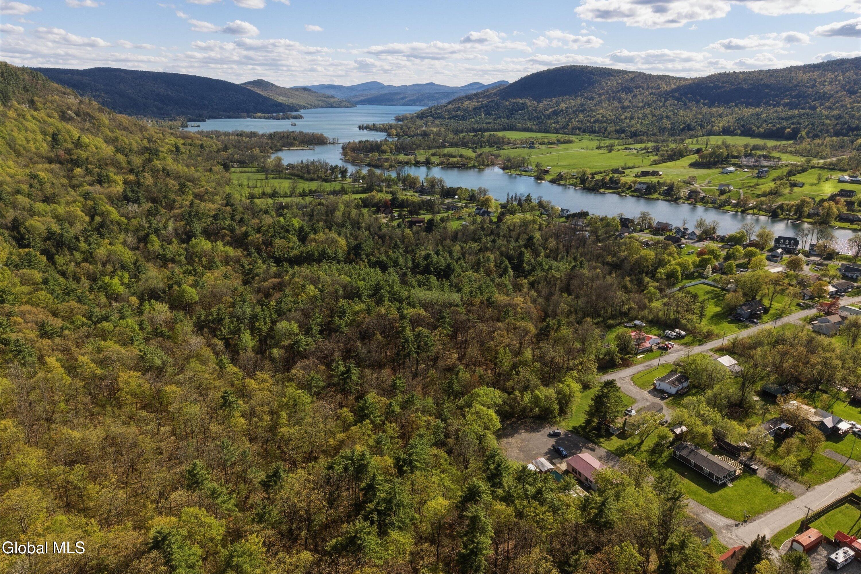 4 Country Lane Ticonderoga NY 12883