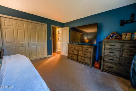 4 Hobbs Lane Fort Edward NY 12803