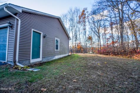 4 Hobbs Lane Fort Edward NY 12803