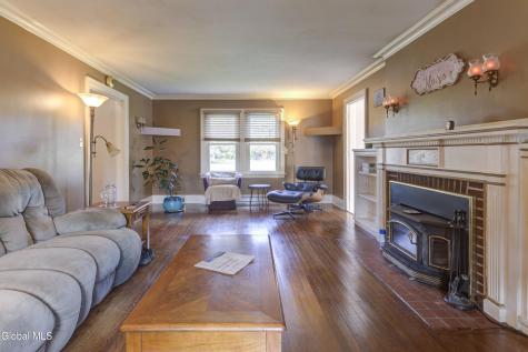 1715 Amsterdam Road Glenville NY 12302