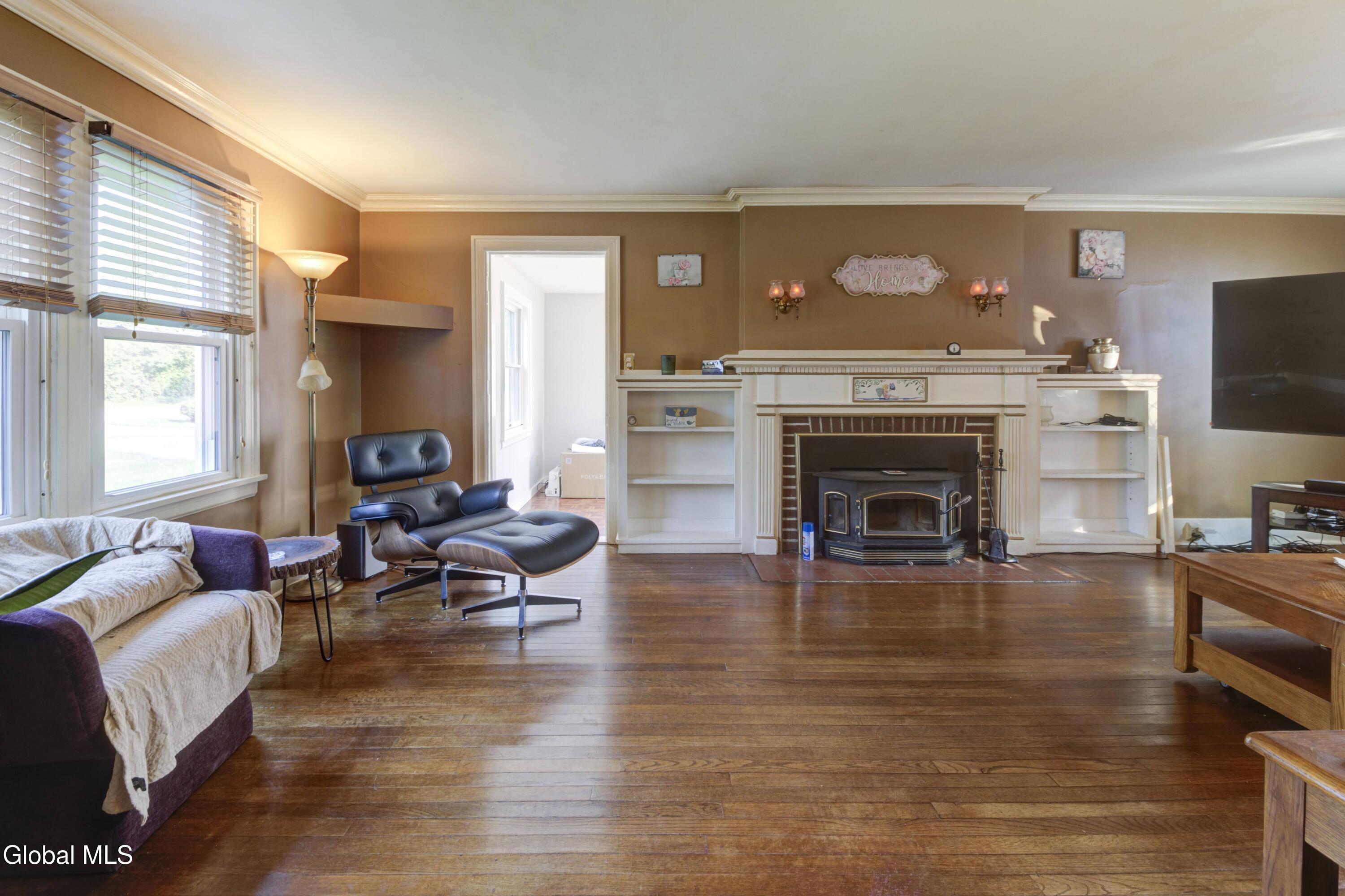 1715 Amsterdam Road Glenville NY 12302