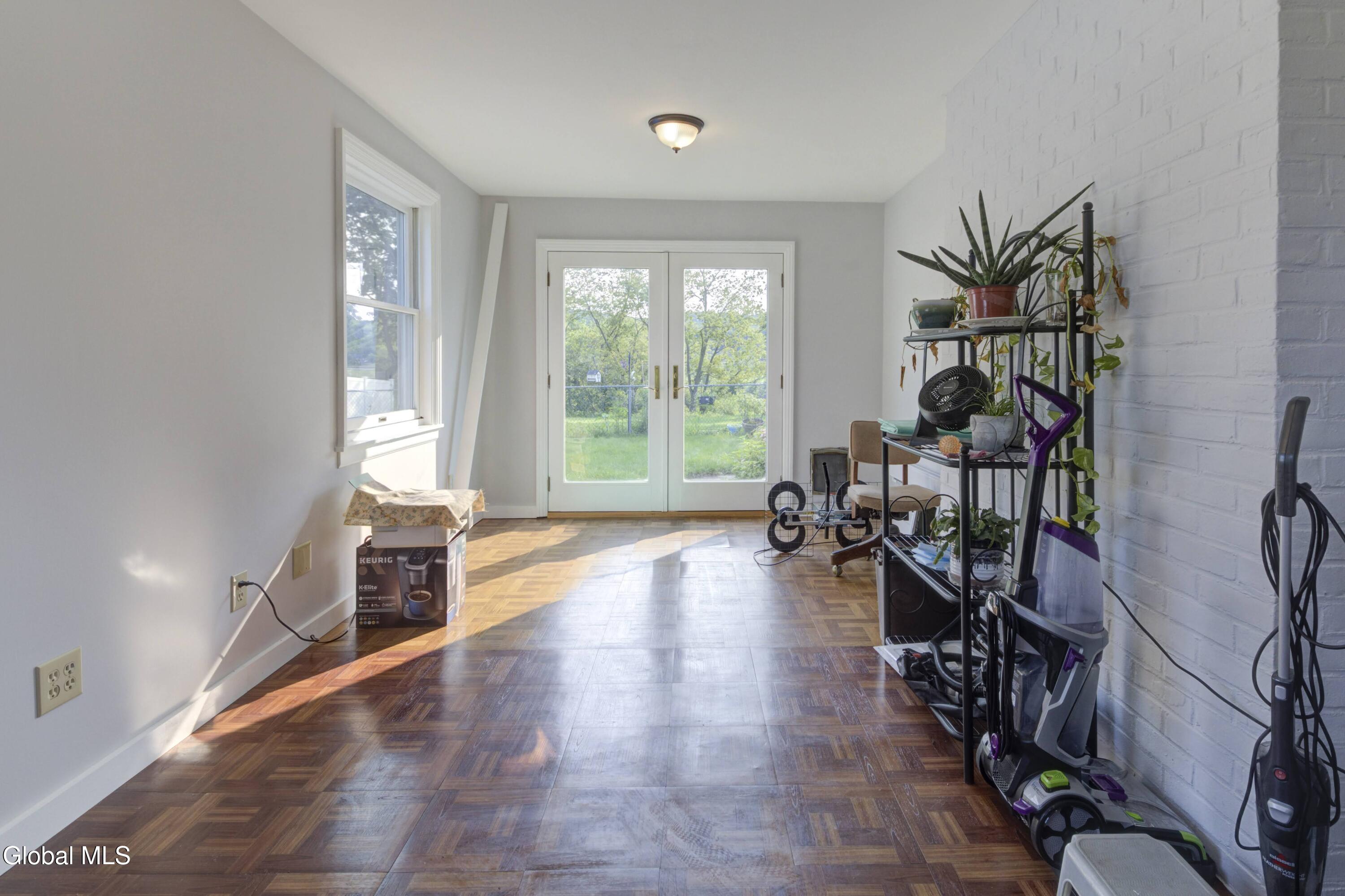 1715 Amsterdam Road Glenville NY 12302