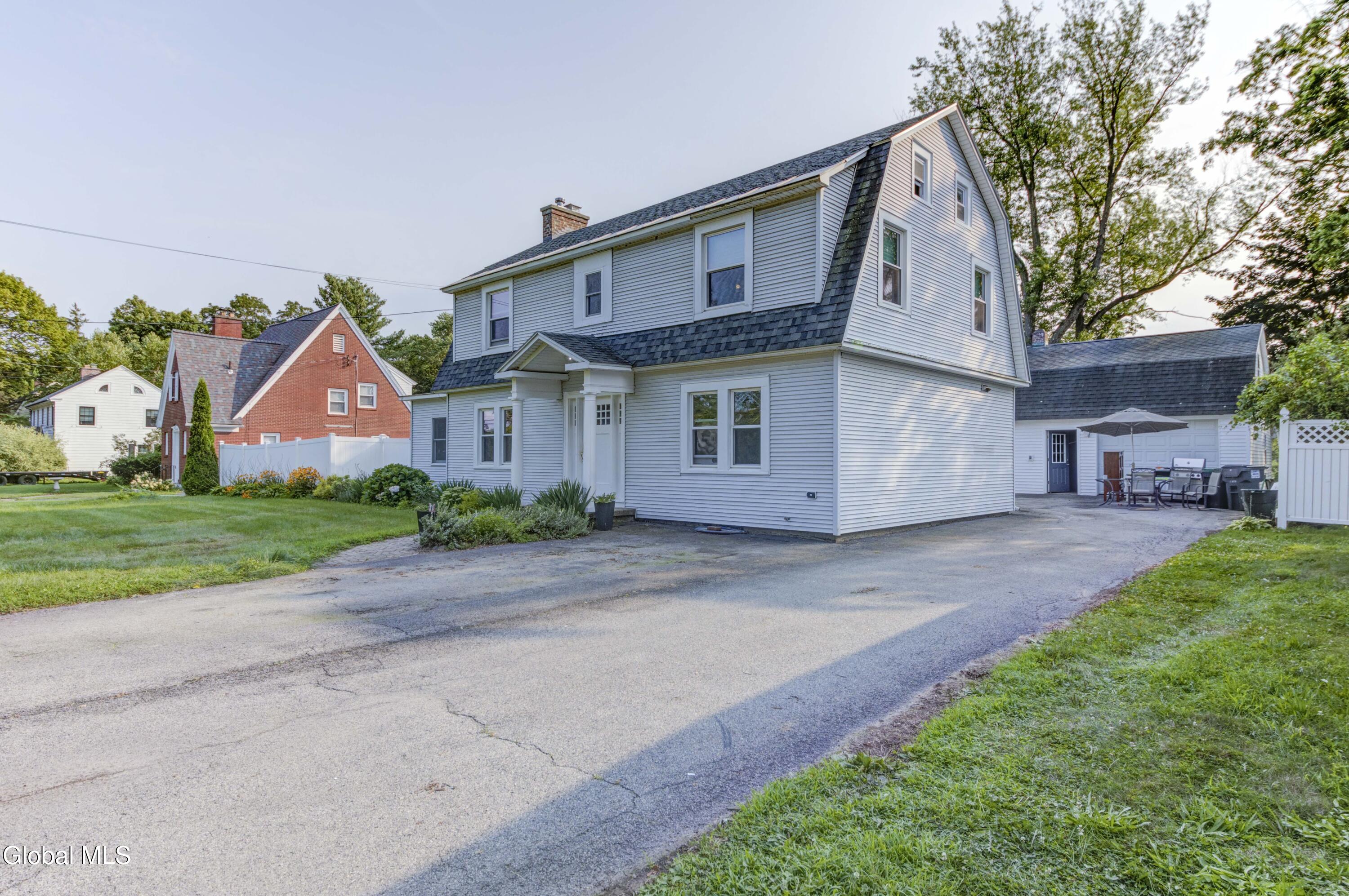 1715 Amsterdam Road Glenville NY 12302