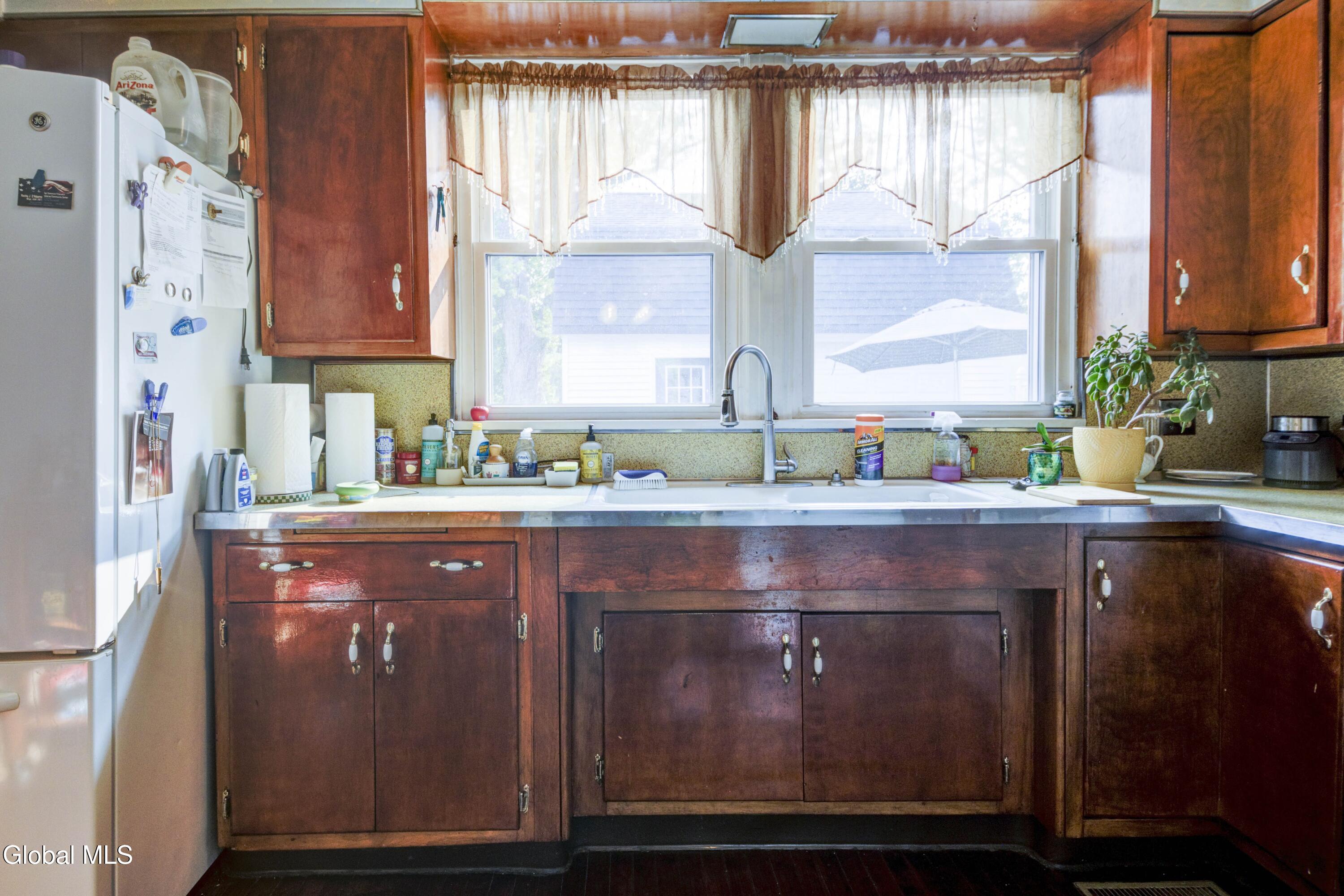 1715 Amsterdam Road Glenville NY 12302