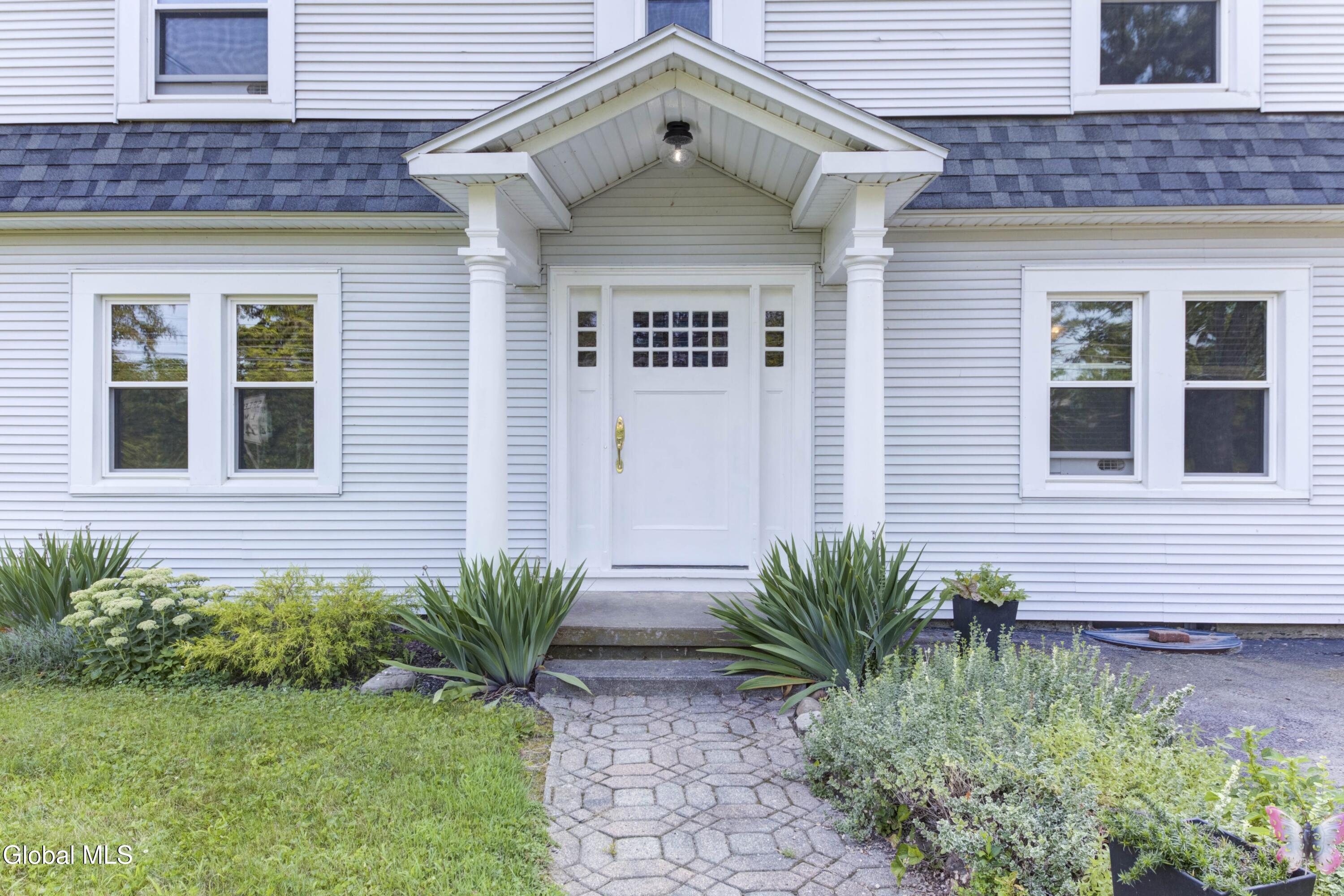 1715 Amsterdam Road Glenville NY 12302