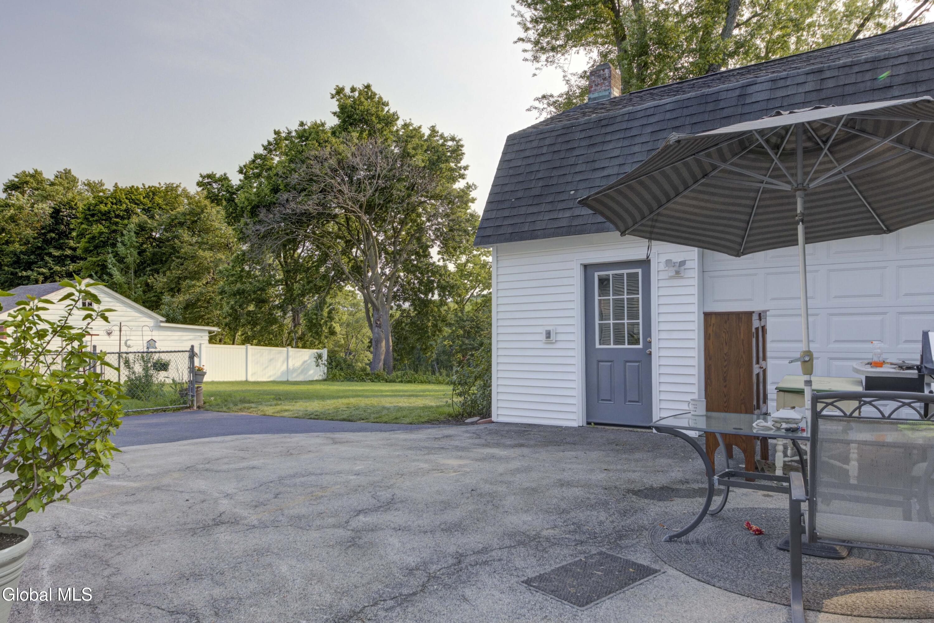 1715 Amsterdam Road Glenville NY 12302