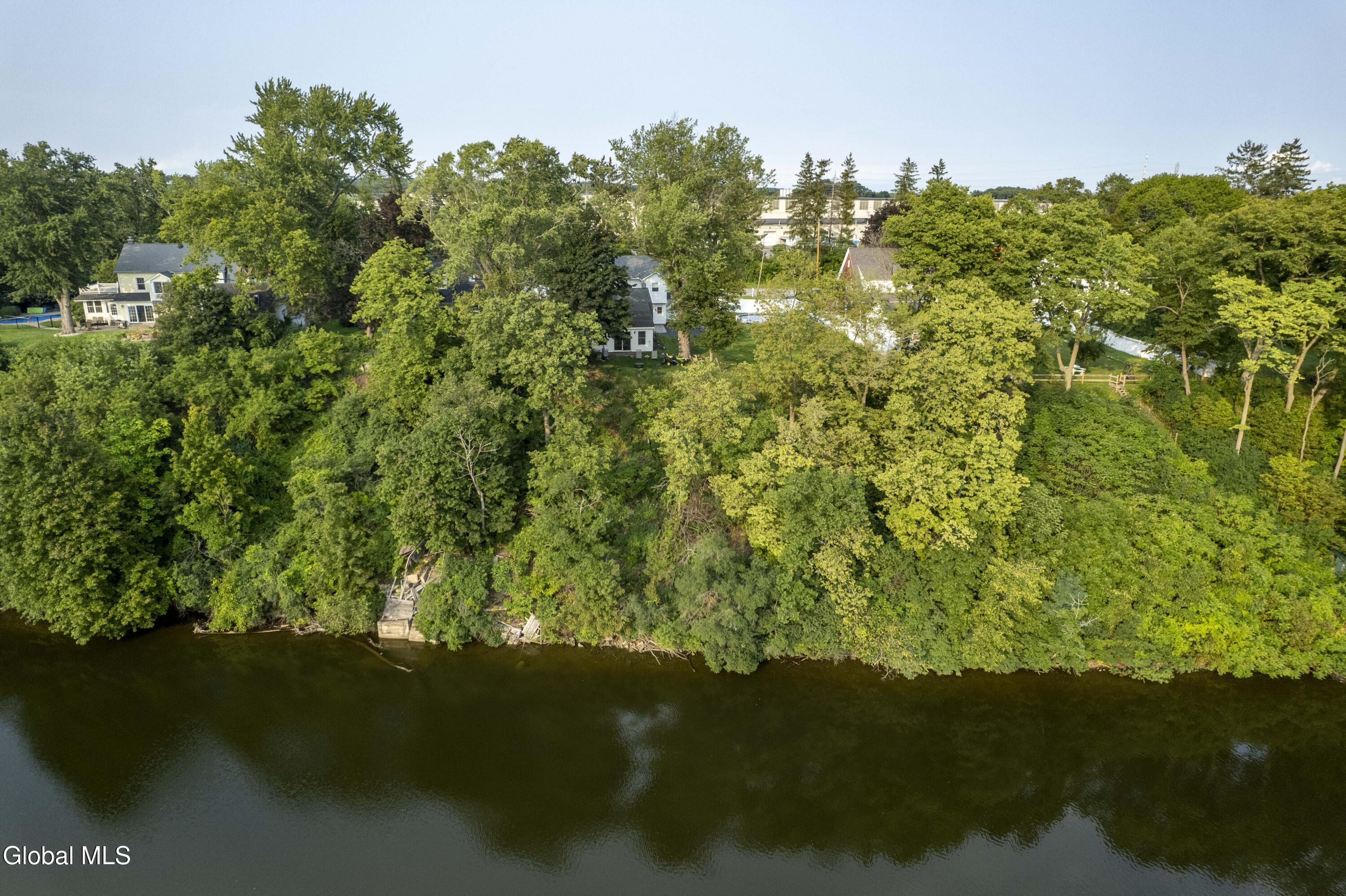 1715 Amsterdam Road Glenville NY 12302