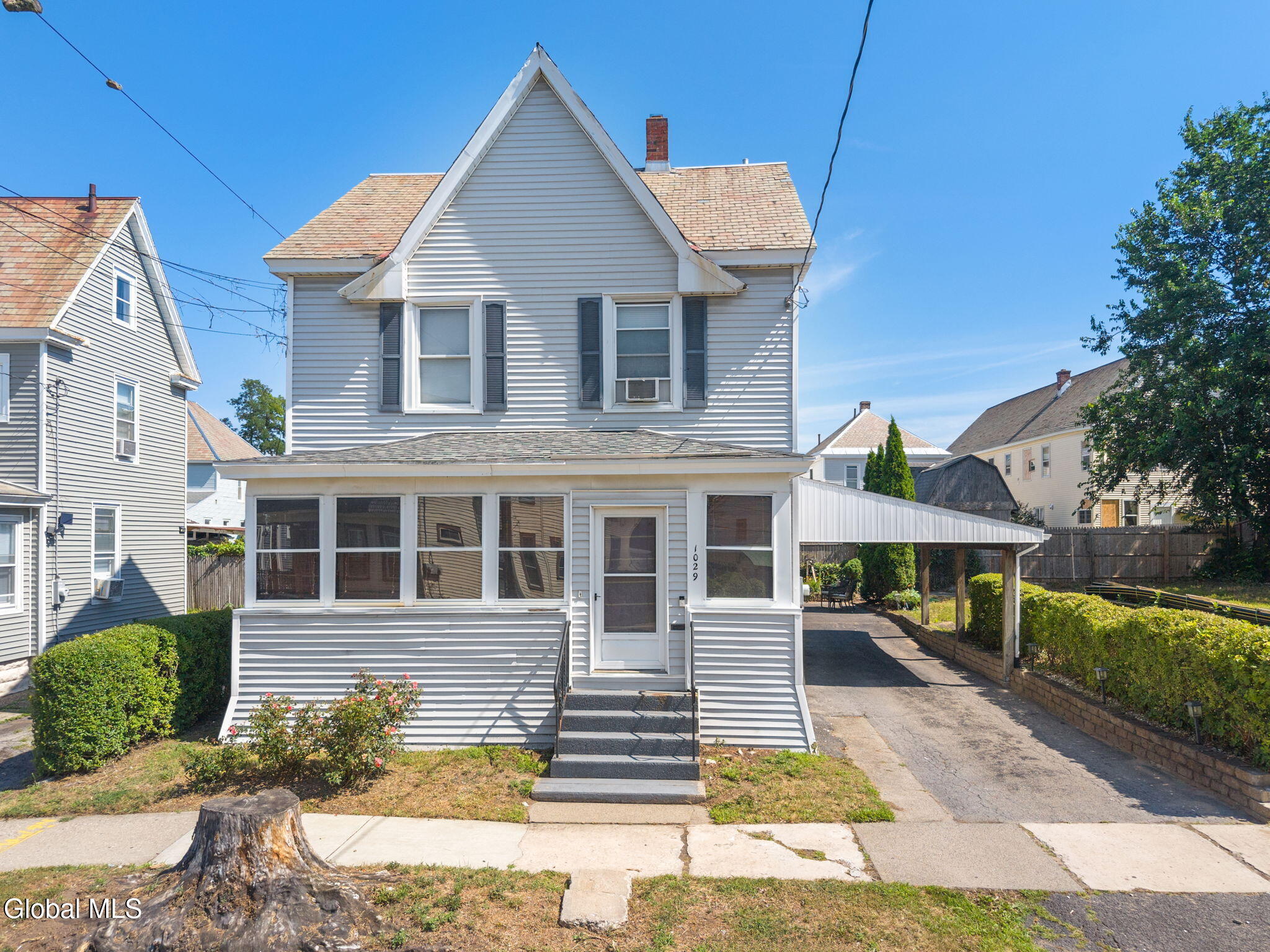 1029 Forest Road Schenectady NY 12303