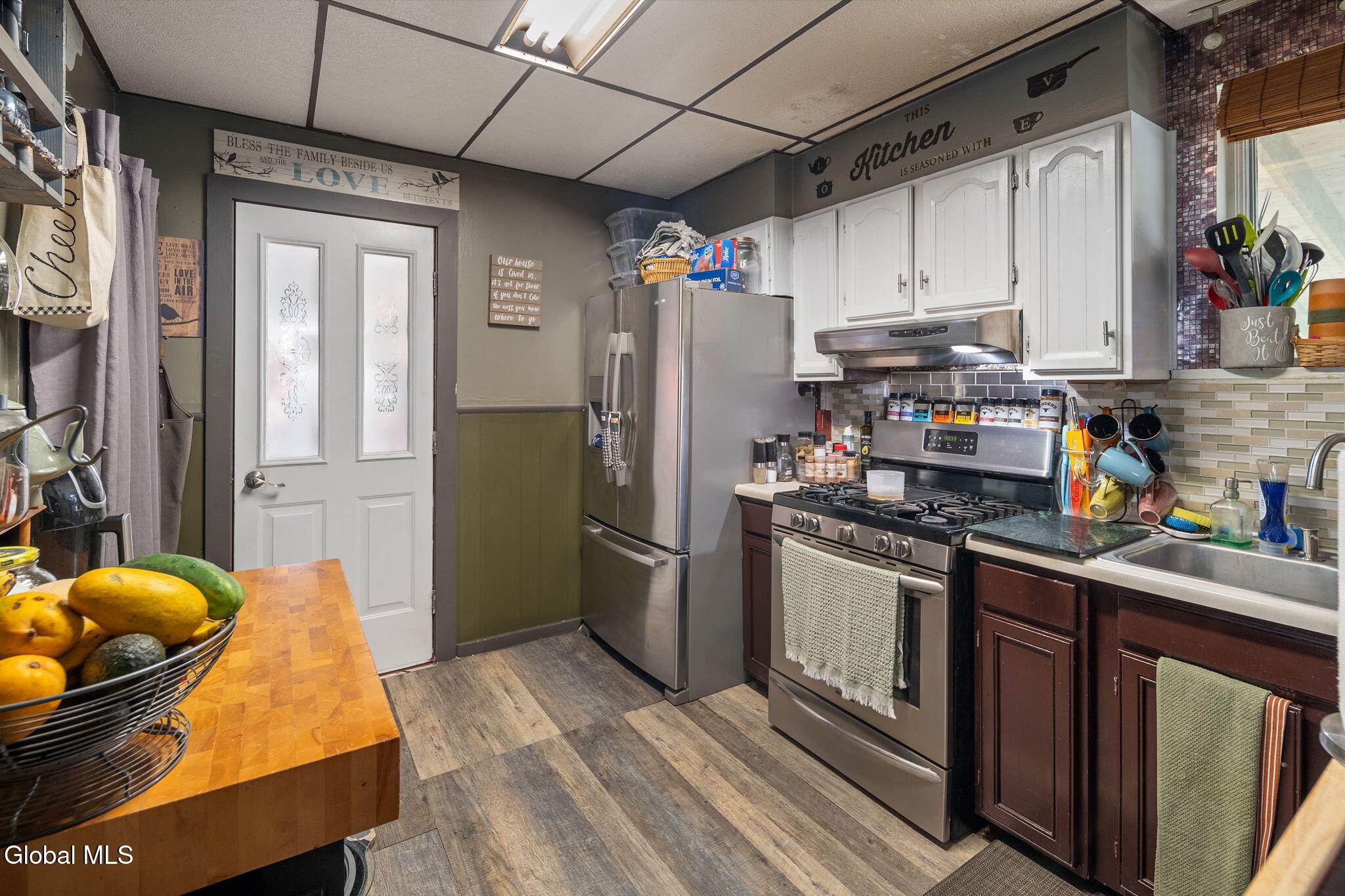 1029 Forest Road Schenectady NY 12303