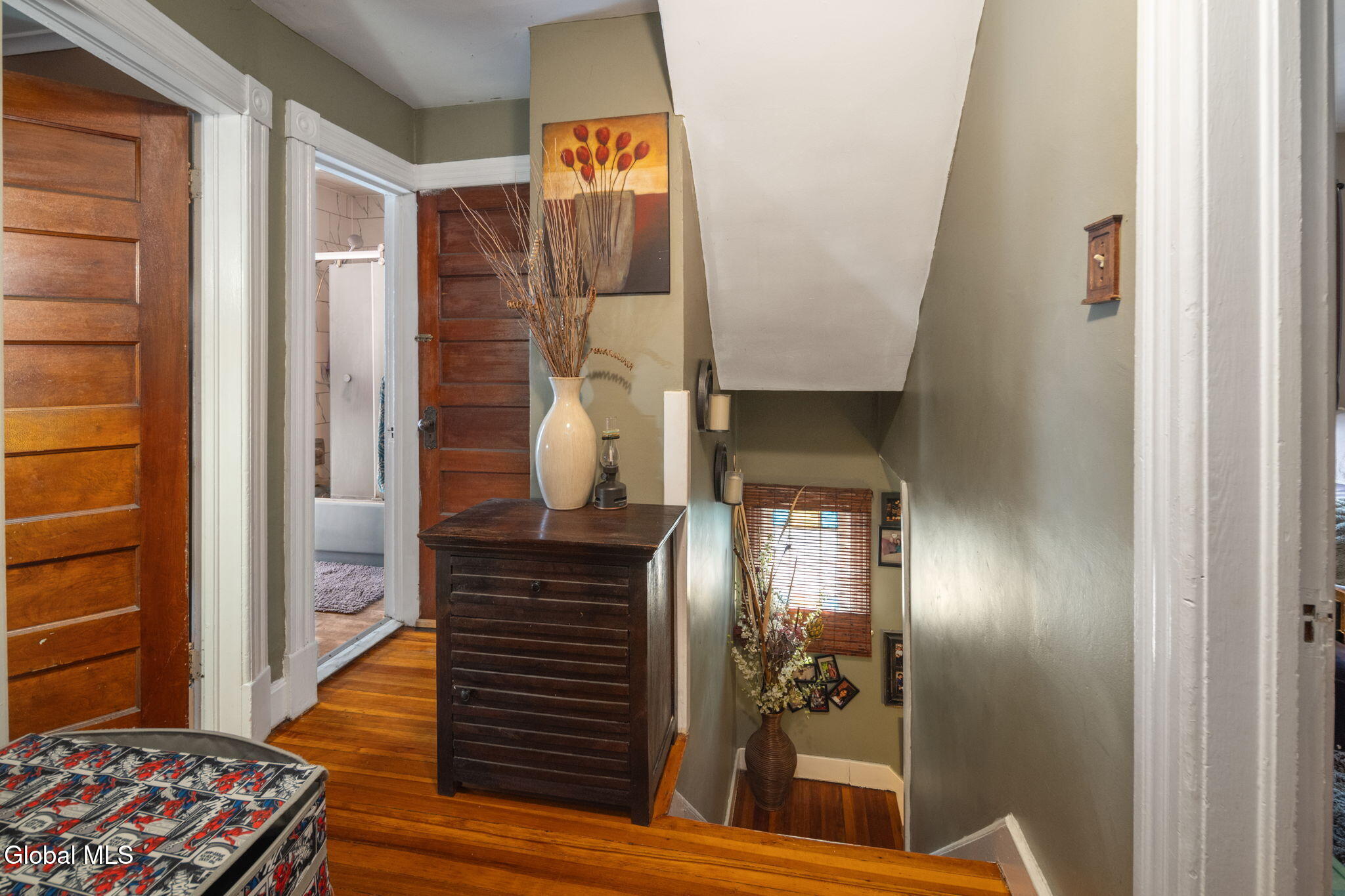 1029 Forest Road Schenectady NY 12303