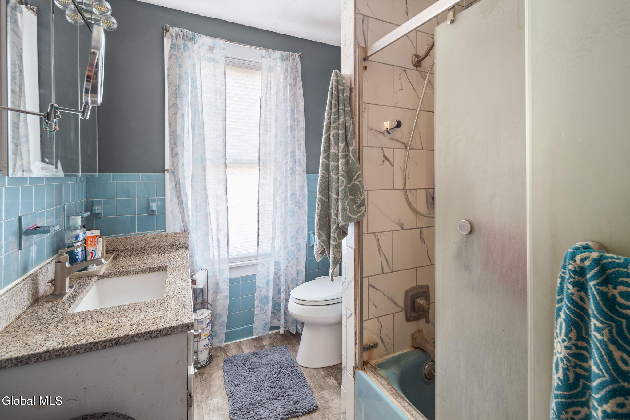 1029 Forest Road Schenectady NY 12303