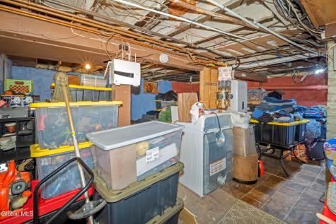 1029 Forest Road Schenectady NY 12303