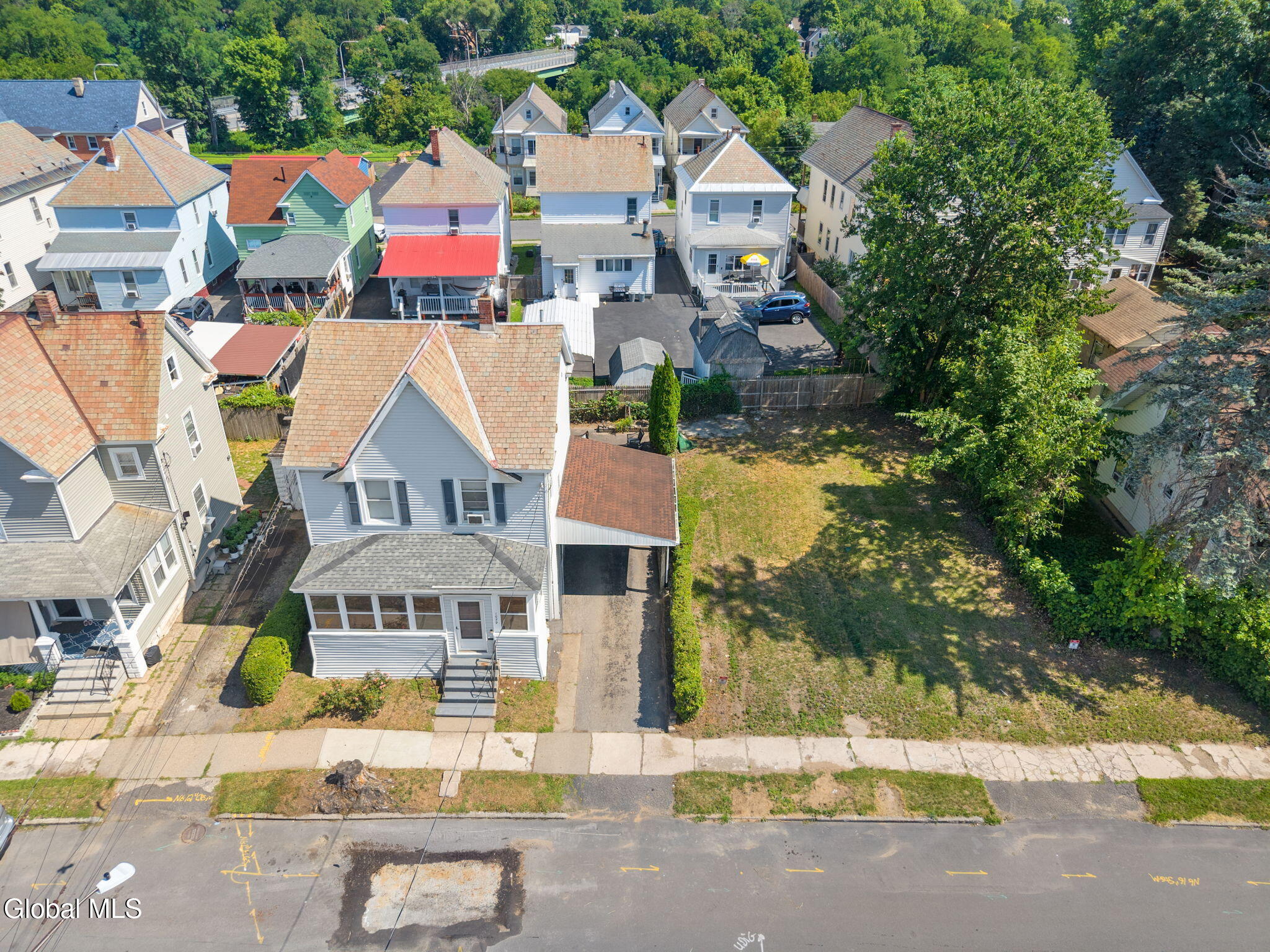 1029 Forest Road Schenectady NY 12303
