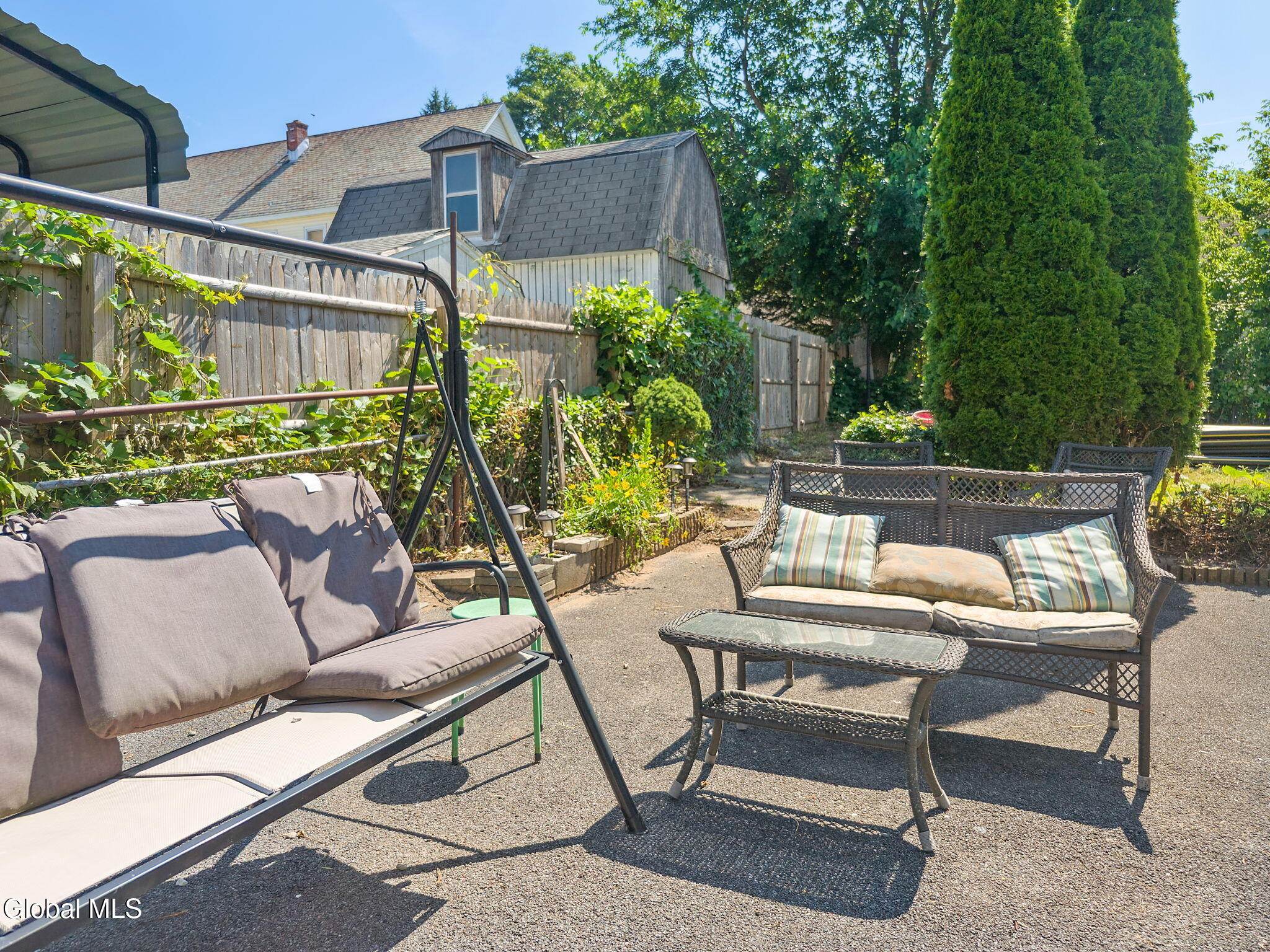 1029 Forest Road Schenectady NY 12303