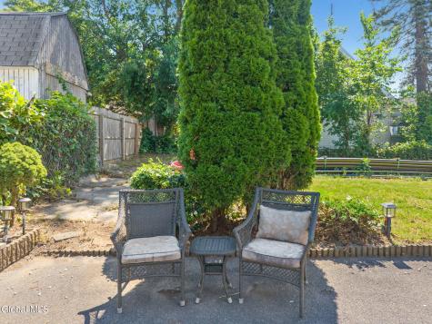 1029 Forest Road Schenectady NY 12303