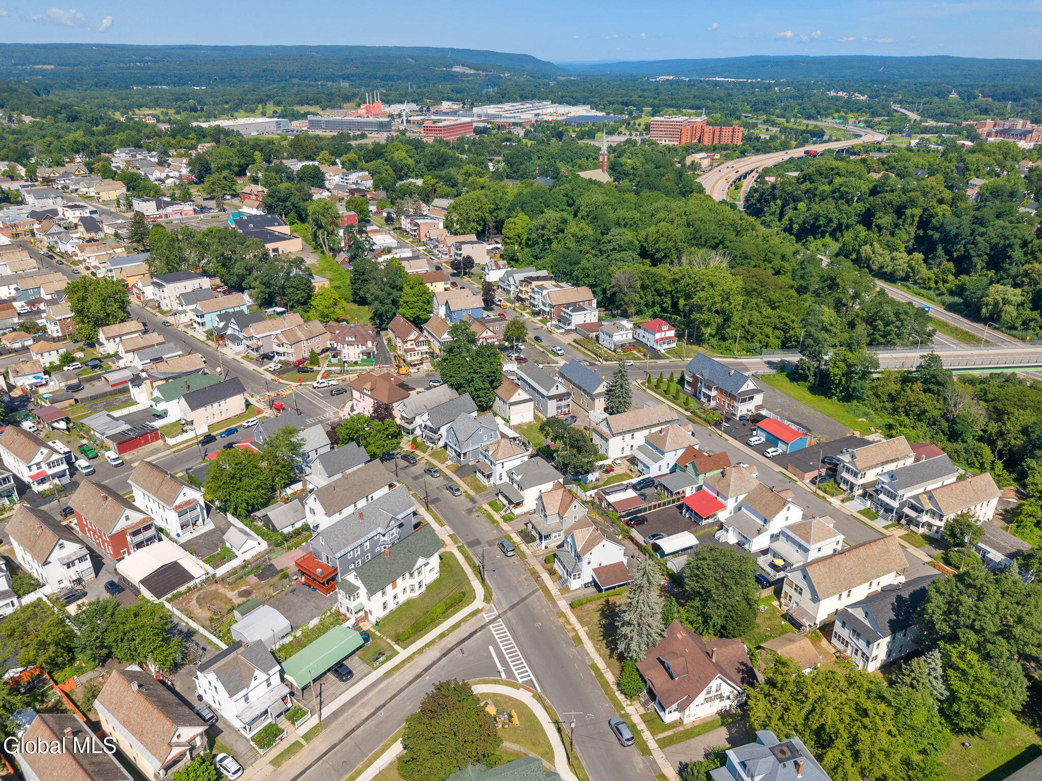 1029 Forest Road Schenectady NY 12303