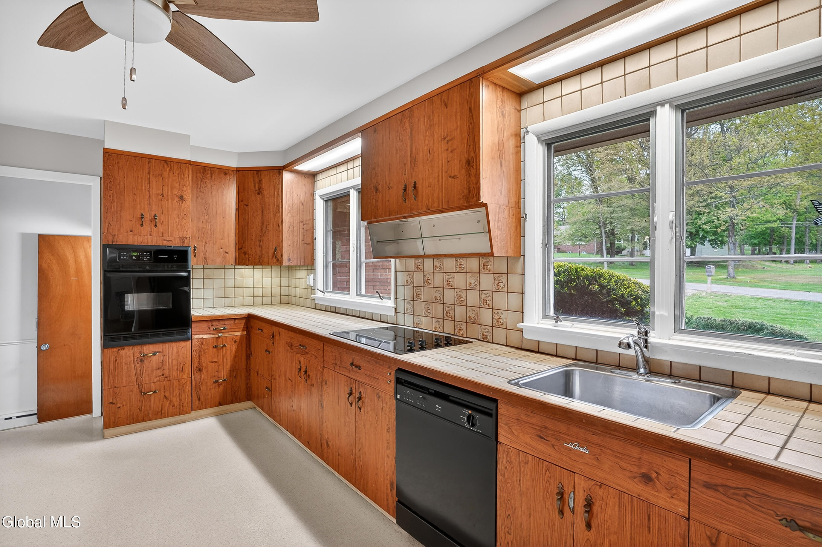 12 Sunset Drive Troy NY 12182