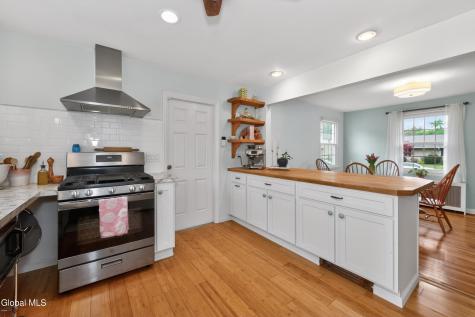 22 Chapman Drive Albany NY 12203